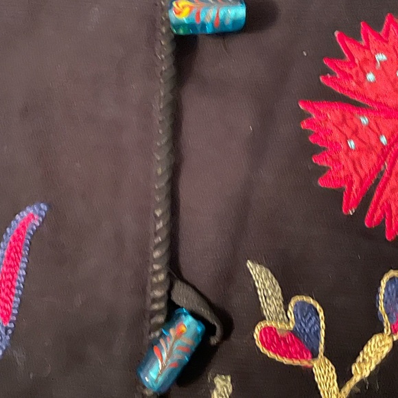 🧥 Alex Kim Black Jacket w/Bright Floral Appliqués & Embroidery. Size Medium. 🧥 - Picture 16 of 16